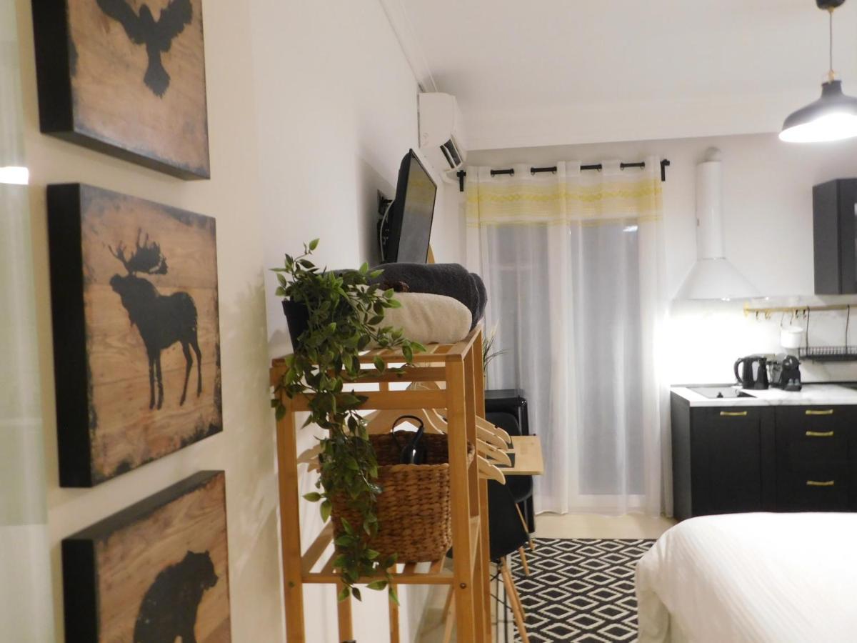 Brand New 1 * Komotini